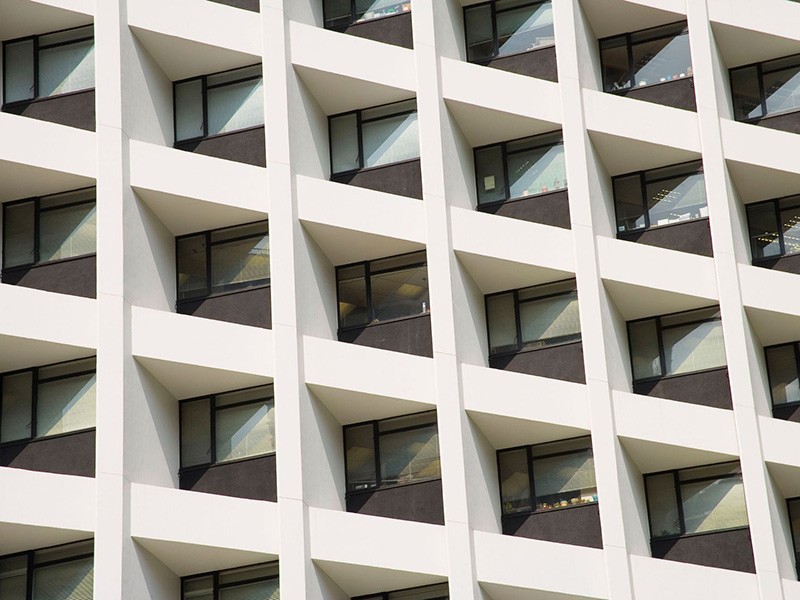 黃島職教中心學(xué)生宿舍樓鋪裝工程